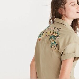⚠️SALE⚠️ NWT Madewell tie front embroidered Safari top
